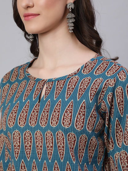 Blue Ethnic Printed Straight Kurta With Three Quarter Sleeves