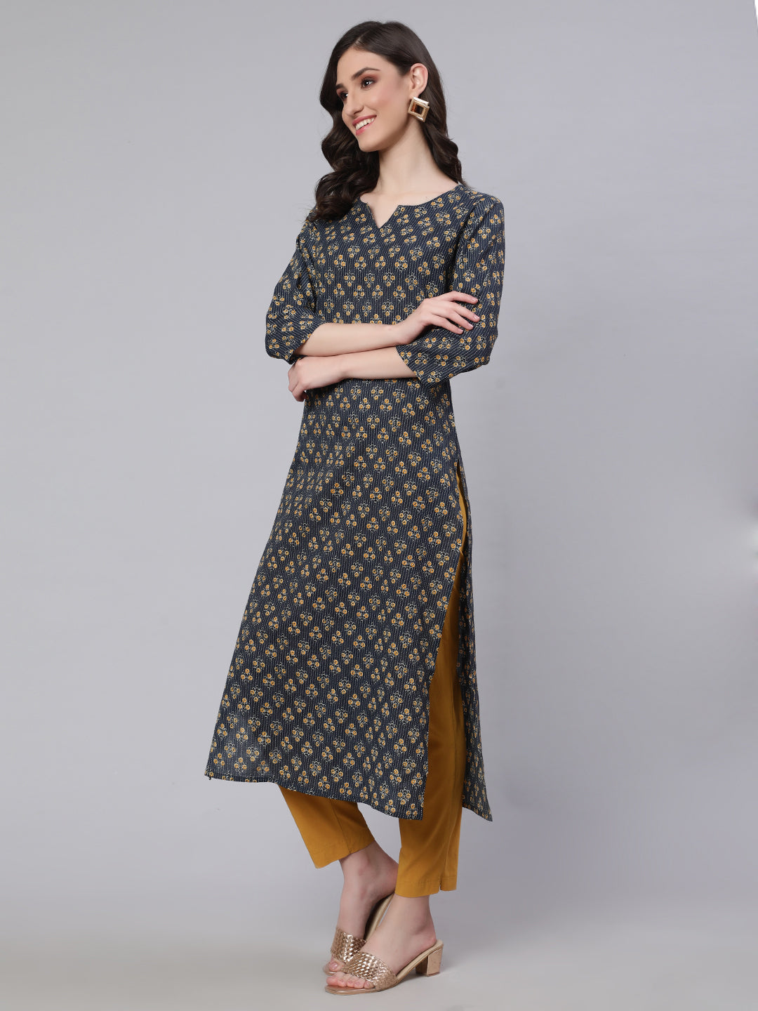 Women Black Printed straight Kurta With three quarter sleeves