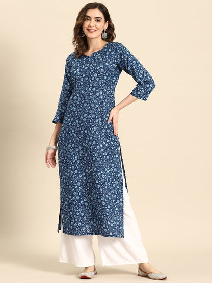 Women Blue Ethnic Printed Straight Kurta with Three Quarter Sleeves