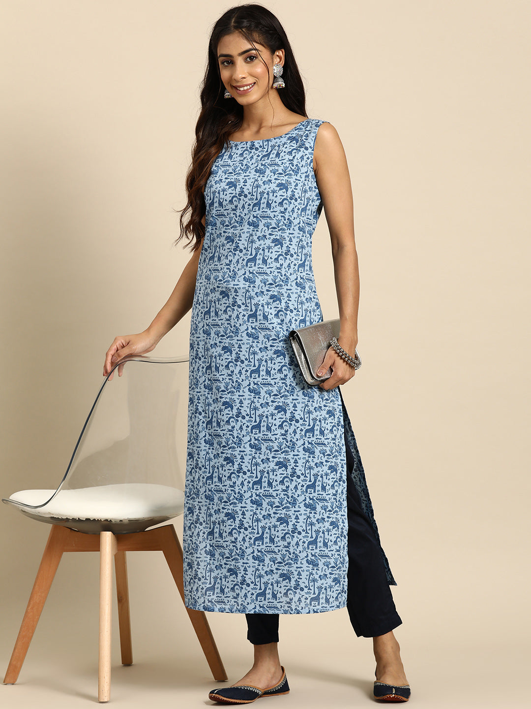 Women Blue Ethnic Printed Straight Sleeveless Kurta
