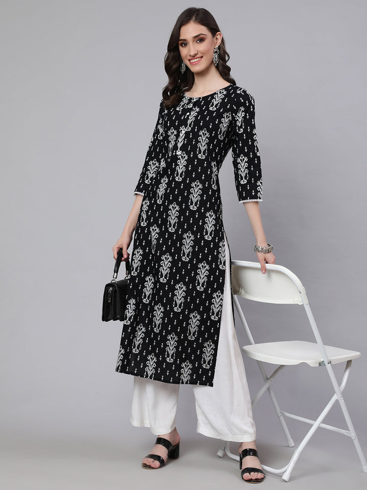 Women Black Printed straight Kurta With three quarter sleeves