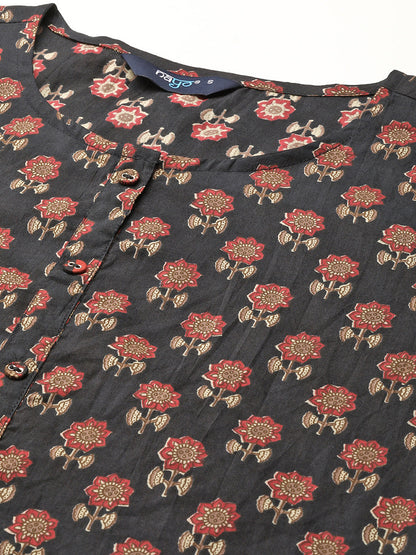 Black Printed Straight Kurta With Three Quarter Sleeves