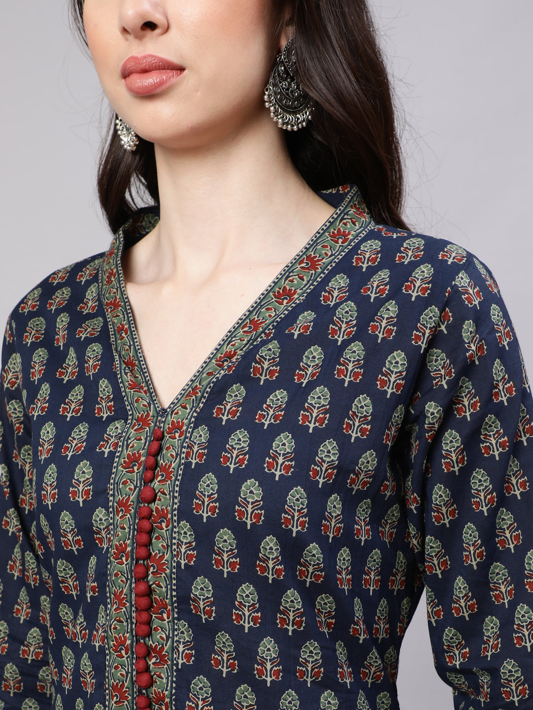 Blue Ethnic Printed Straight Kurta With Three Quarter Sleeves