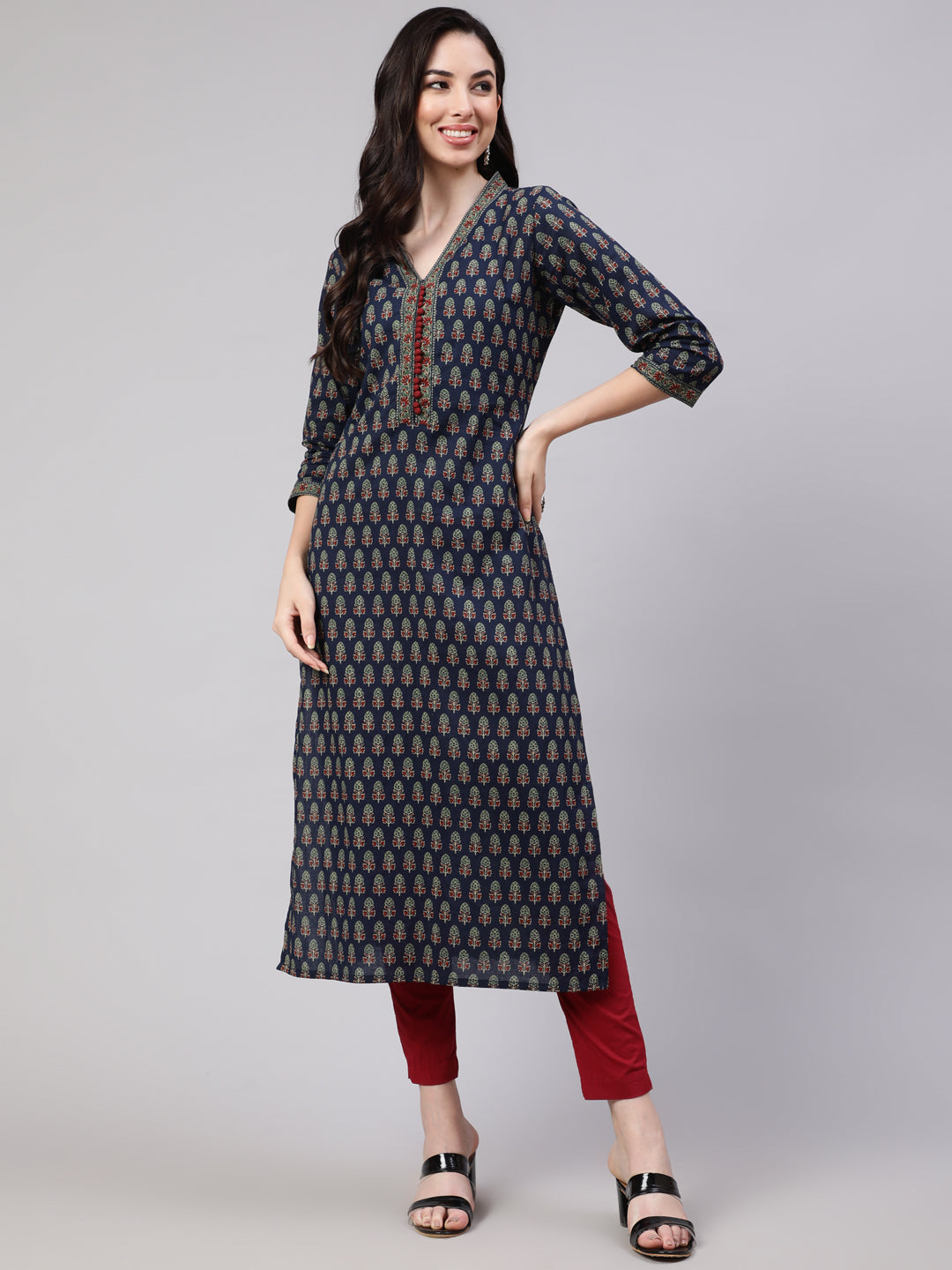 Blue Ethnic Printed Straight Kurta With Three Quarter Sleeves