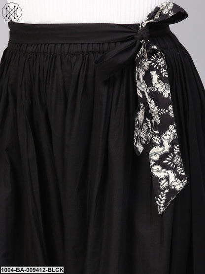 Black Solid Harem Pant With Printed Detaling