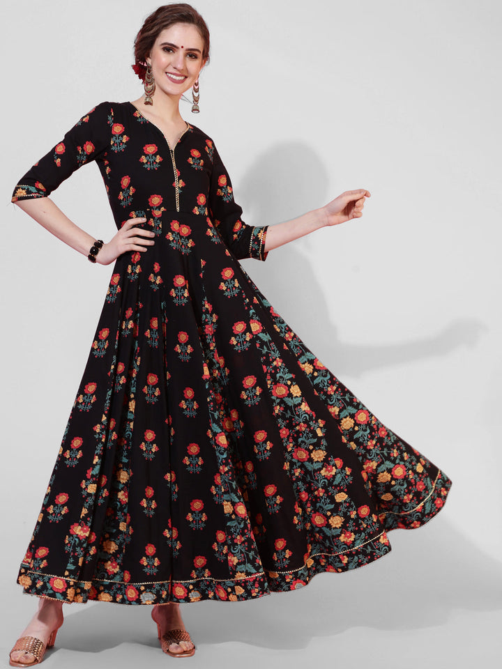 Cotton Ankle Length Length Printed Flared 3/4 Sleeves Sweetheart Neck Kurta