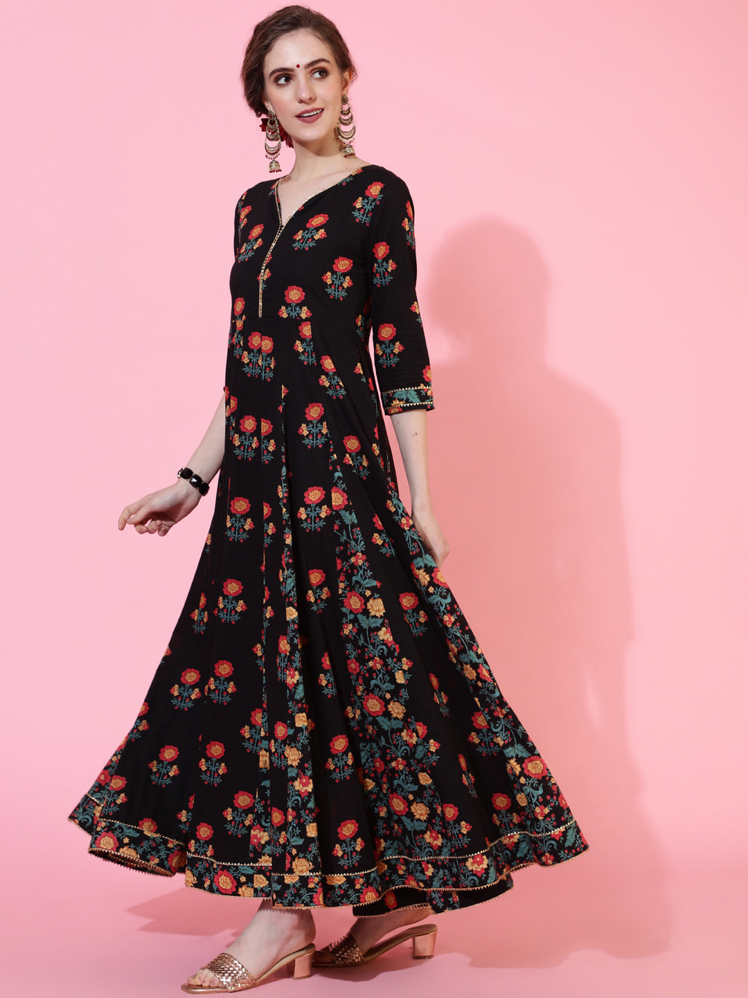 Cotton Ankle Length Length Printed Flared 3/4 Sleeves Sweetheart Neck Kurta