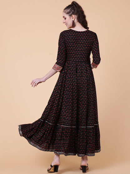 Rayon Ankle Length Length Printed Flared 3/4 Sleeves Round Neck Kurta