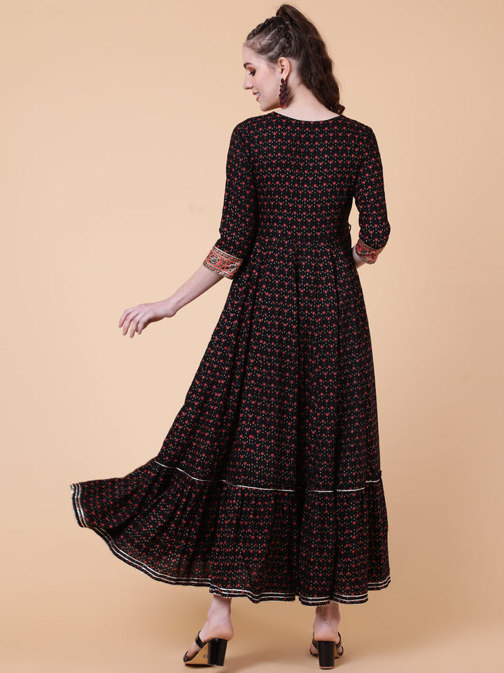 Rayon Ankle Length Length Printed Flared 3/4 Sleeves Round Neck Kurta
