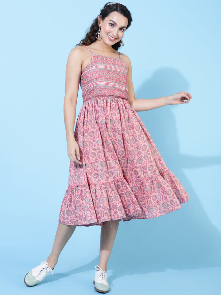 Cotton Knee Length Printed Flared Strappy Sleeves Square Neck Dress