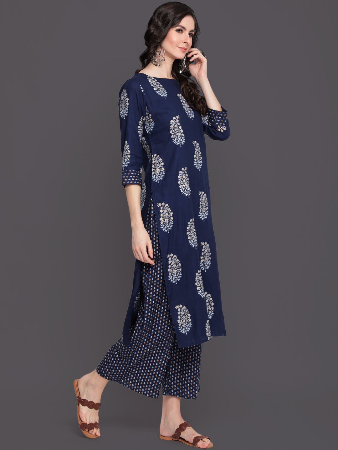 Printed Straight Calf Length 3/4 Sleeves Boat Neck Rayon Kurta & Palazzo