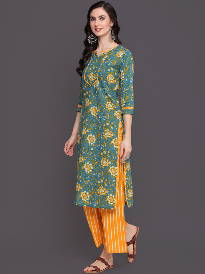 Printed Straight Calf Length 3/4 Sleeves Round Neck Cotton Kurta &amp; Palazzo