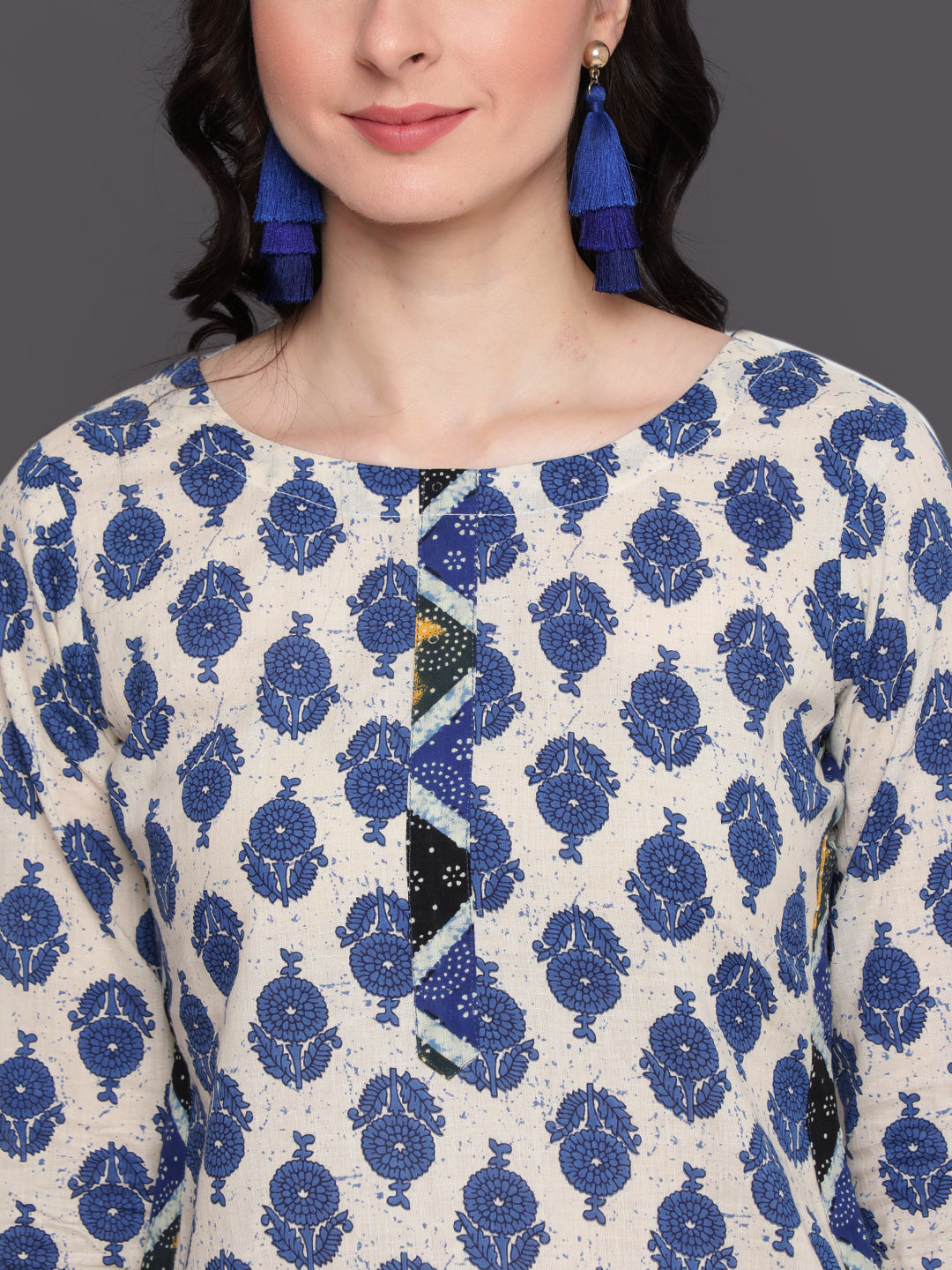 Printed Straight Calf Length 3/4 Sleeves Round Neck Cotton Kurta &amp; Palazzo