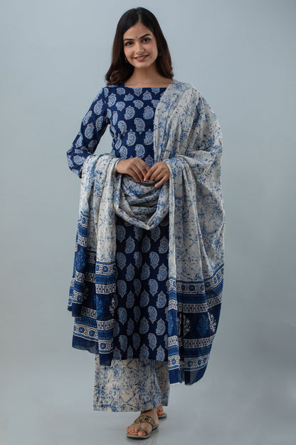 Printed Straight Calf Lenth 3/4 Sleeves Round Neck Cotton Kurta Set