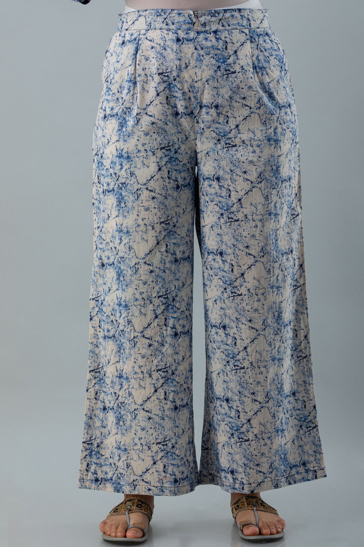 Printed Straight Calf Lenth 3/4 Sleeves Round Neck Cotton Kurta Set