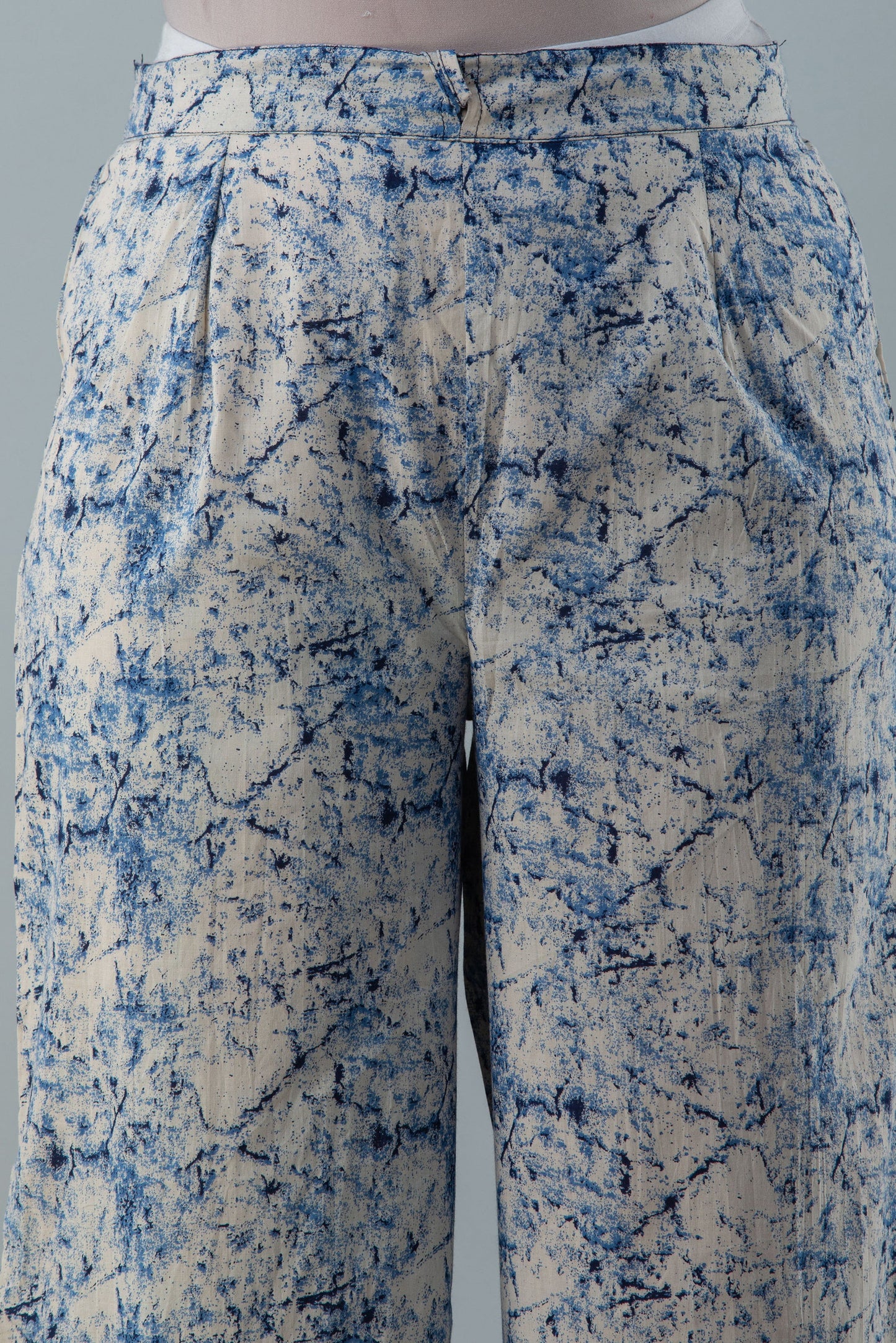 Printed Straight Calf Lenth 3/4 Sleeves Round Neck Cotton Kurta Set