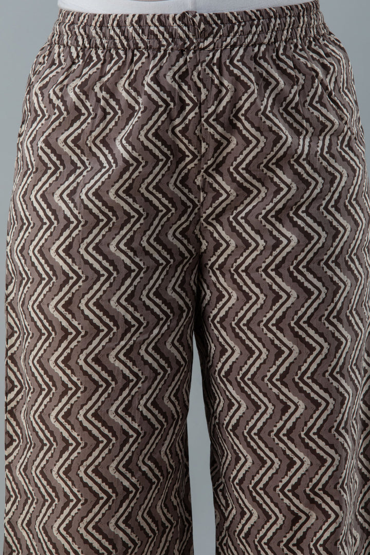 Printed Straight Calf Lenth 3/4 Sleeves Round Neck Cotton Kurta Set