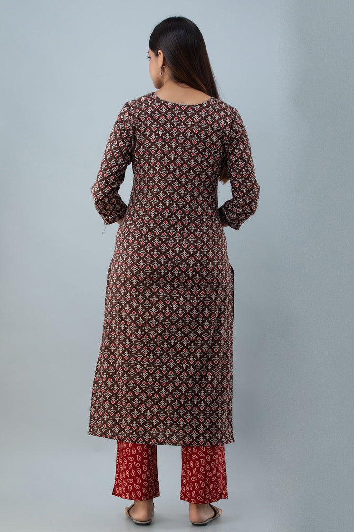 Cotton Calf Length Printed  Straight 3/4 Sleeves Round Neck Kurta Set