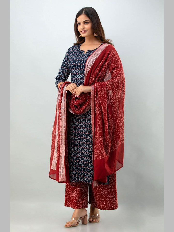 Cotton Printed 3/4 Sleeve Straight Round Neck Calf Length Kurta Set