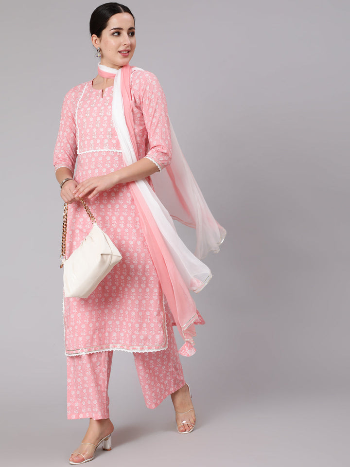 Cotton Calf Length Printed Straight 3/4 Sleeve Round Neck Kurta Set