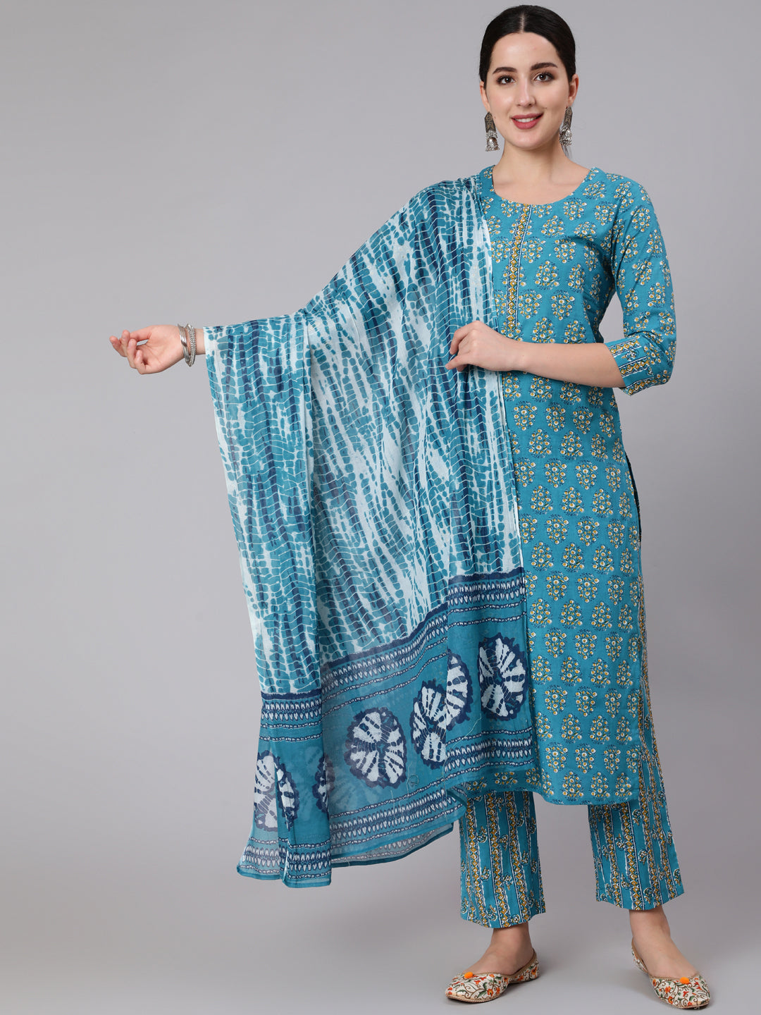 Cotton Calf Length Printed Straight 3/4 Sleeve Round Neck Kurta Set