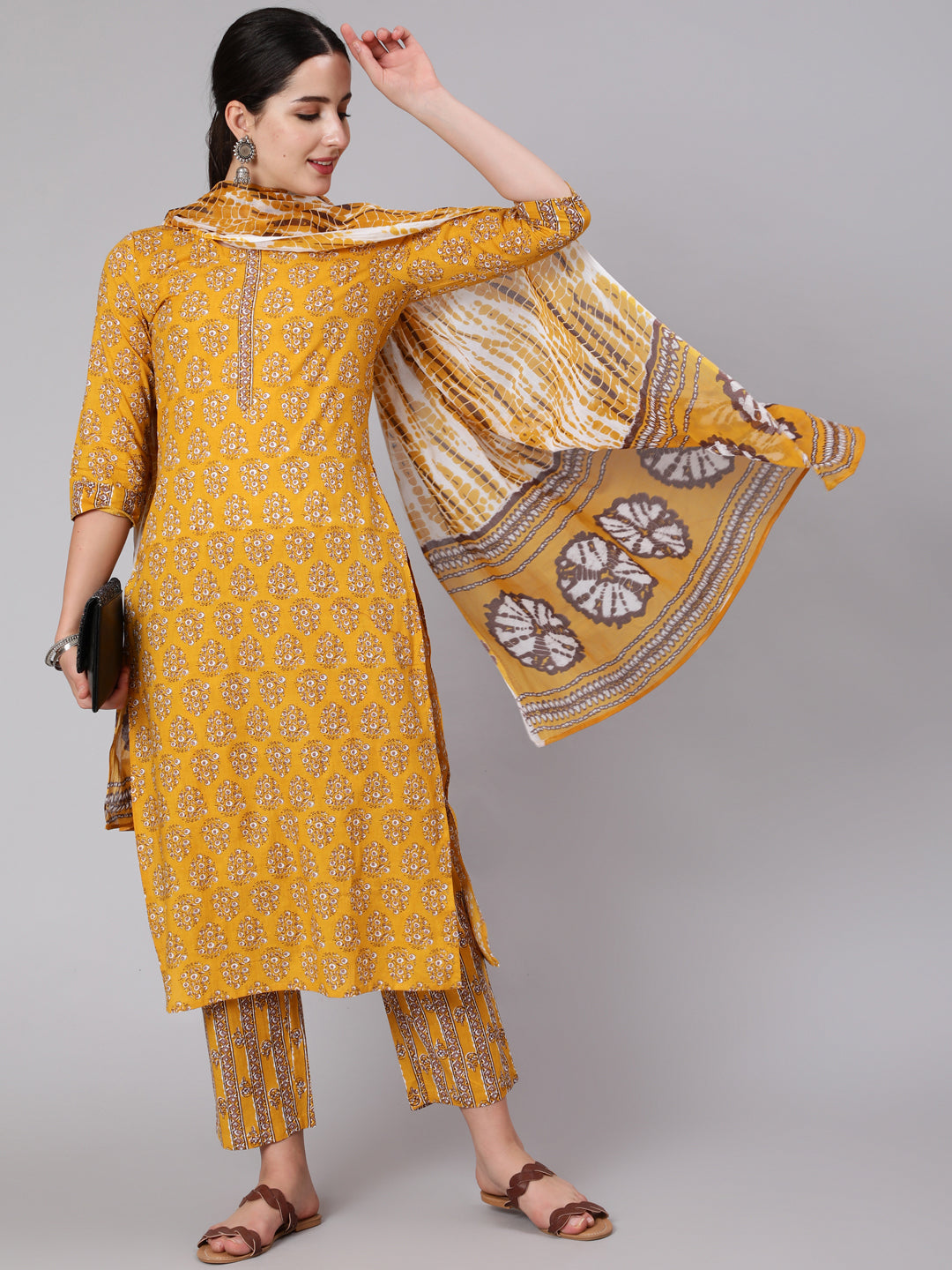 Cotton Calf Length Printed Straight 3/4 Sleeve Round Neck Kurta Set