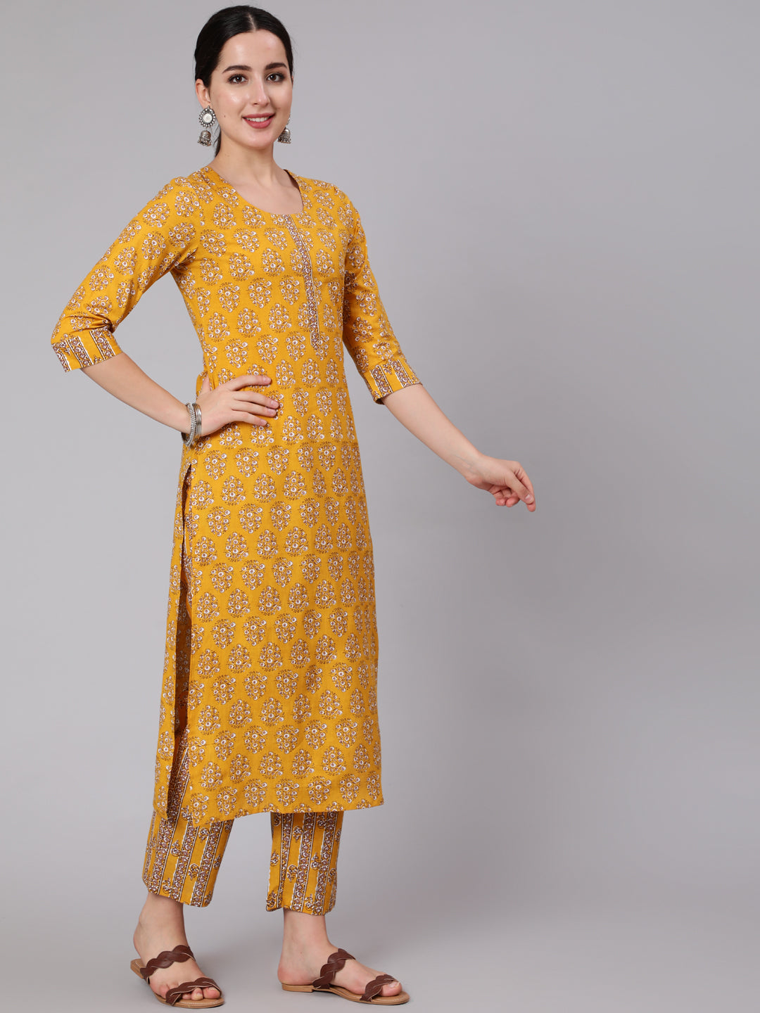 Cotton Calf Length Printed Straight 3/4 Sleeve Round Neck Kurta Set