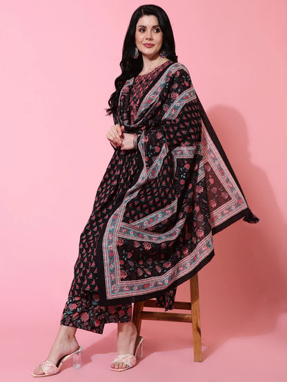 Cotton Calf Length Semi Flared 3/4 Sleeves Printed Round Neck Kurta Bottom Dupatta Set