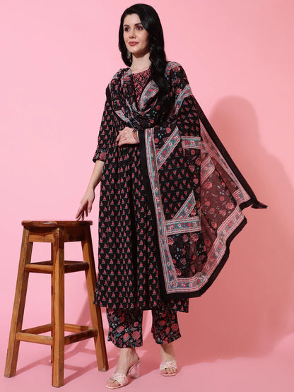 Cotton Calf Length Semi Flared 3/4 Sleeves Printed Round Neck Kurta Bottom Dupatta Set