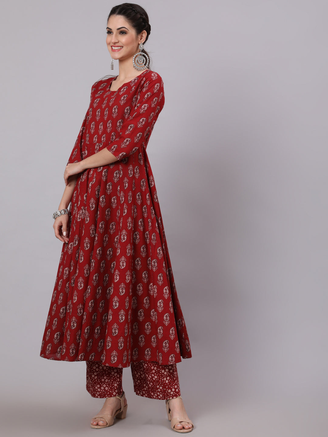 Cotton Calf Length Printed Flared 3/4 Sleeve Round Neck Kurta Palazzo