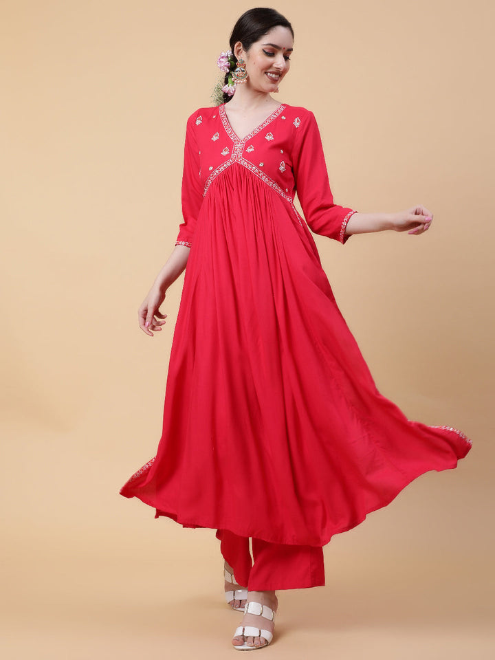 Rayon  Calf Length Solid Flared 3/4 Sleeves V-Neck Kurta Bottom Set