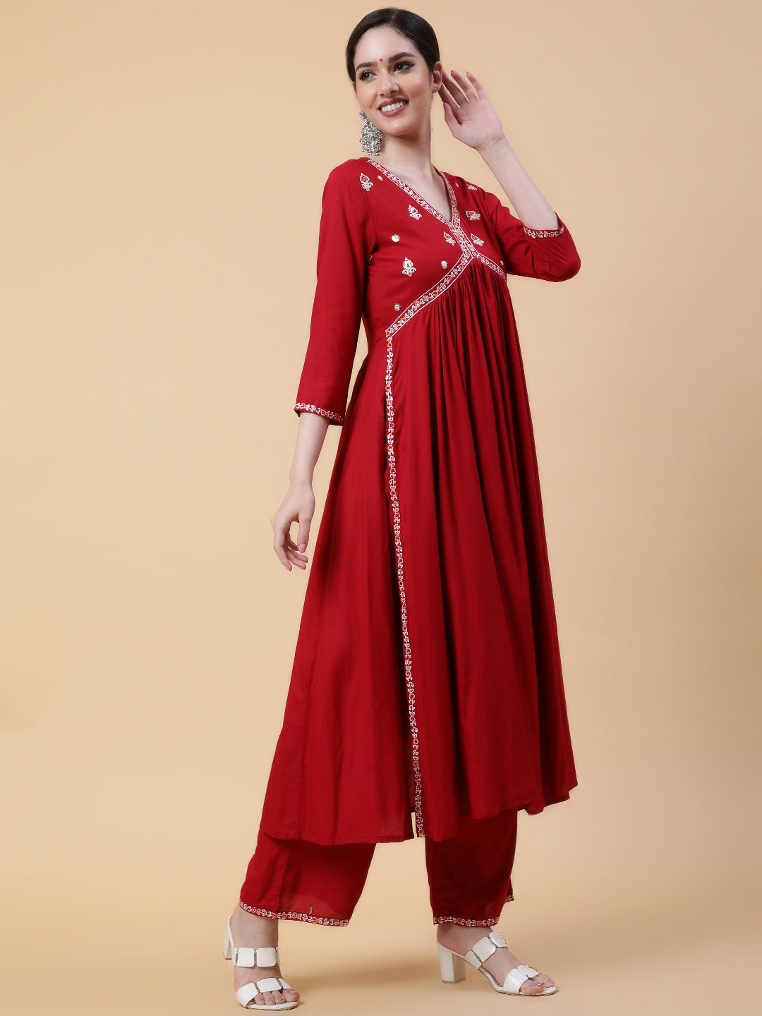 Rayon  Calf Length Solid Flared 3/4 Sleeves V-Neck Kurta Bottom Set
