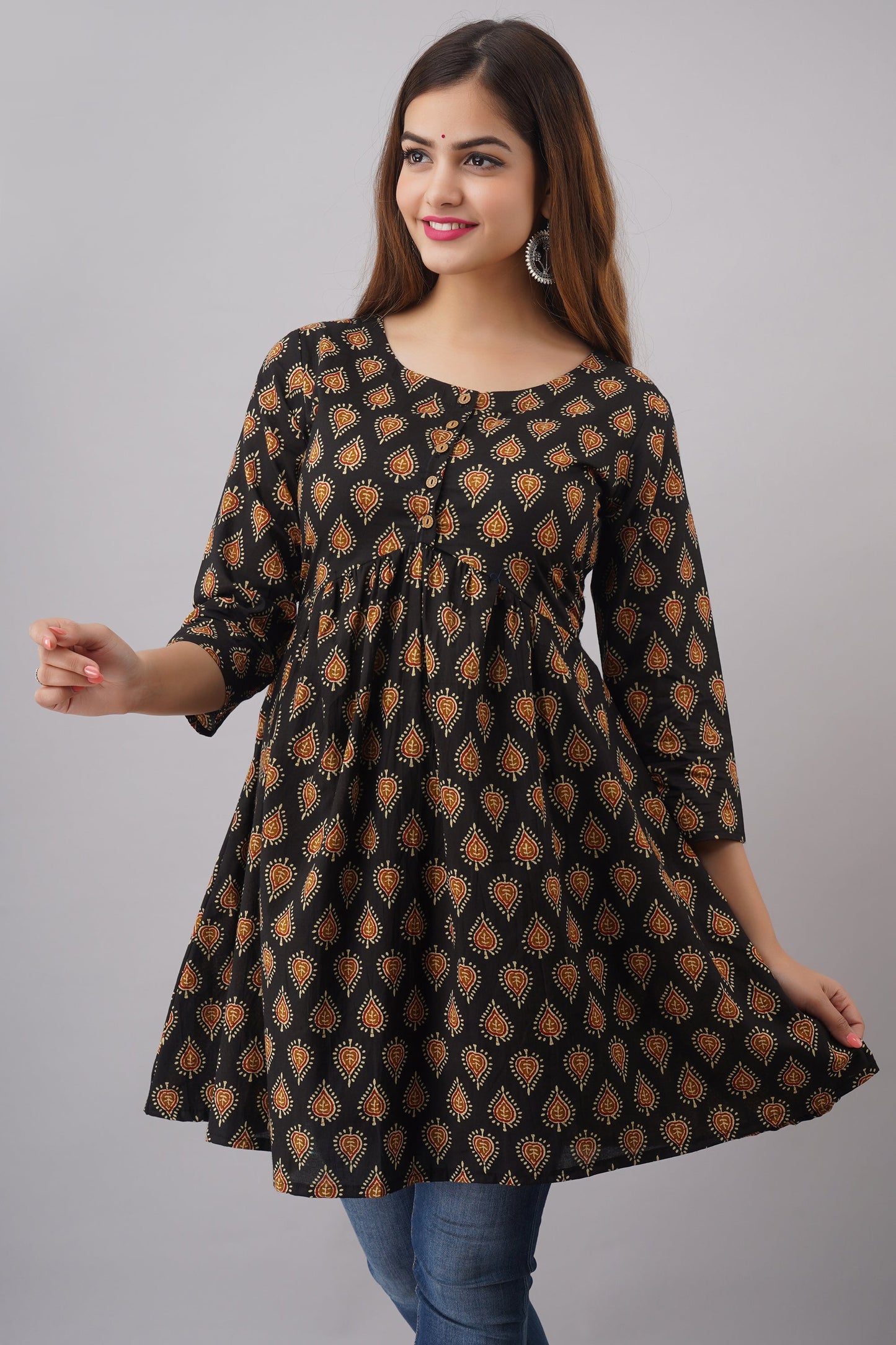 Cotton Short Length Printed  Flared 3/4 Sleeves Round Neck Top