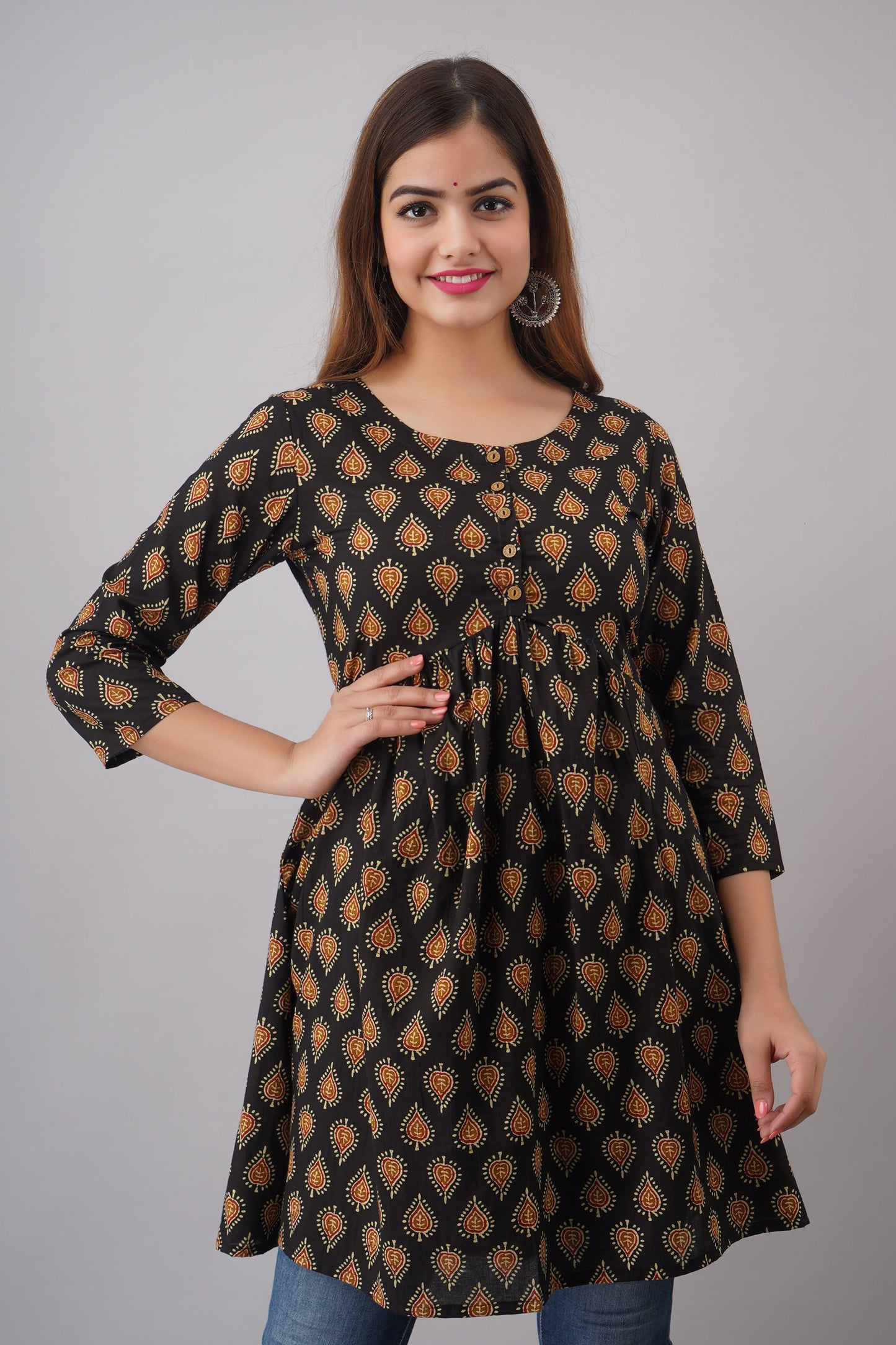 Cotton Short Length Printed  Flared 3/4 Sleeves Round Neck Top