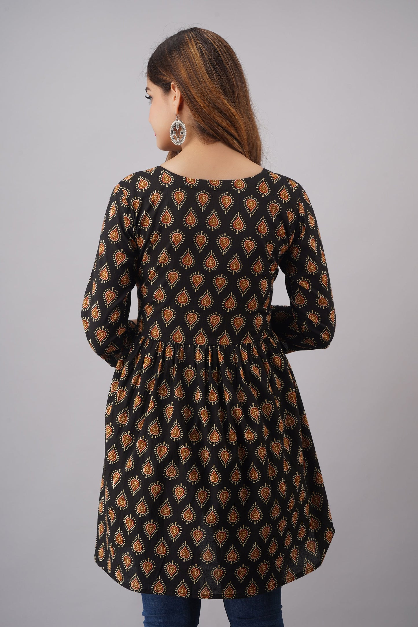 Cotton Short Length Printed  Flared 3/4 Sleeves Round Neck Top