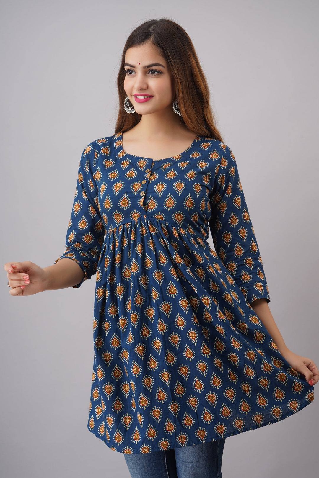 Cotton Short Length Printed  Flared 3/4 Sleeves Round Neck Top