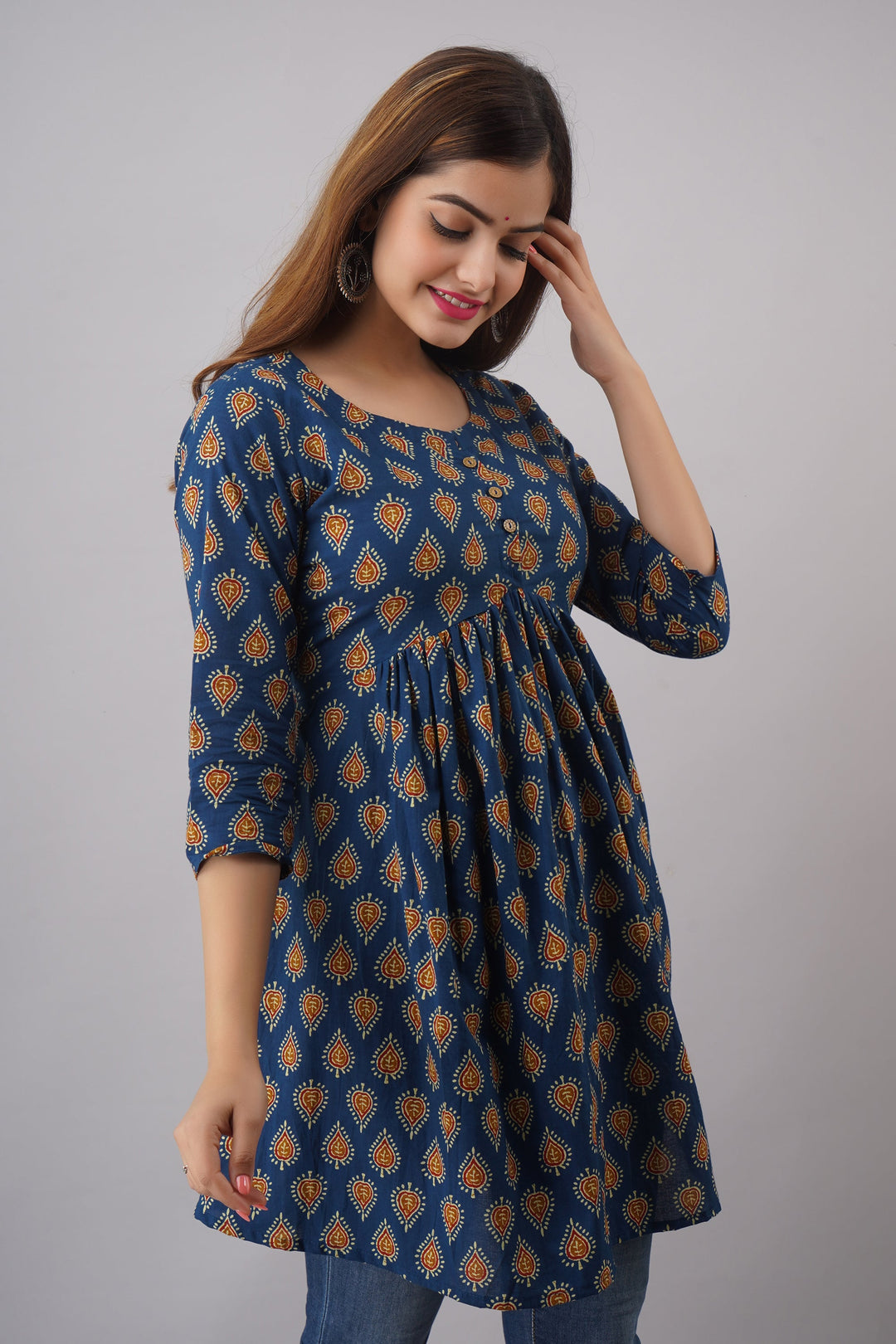 Cotton Short Length Printed  Flared 3/4 Sleeves Round Neck Top