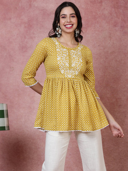 Cotton  Short Length Length Printed  3/4 Sleeve Round  Top