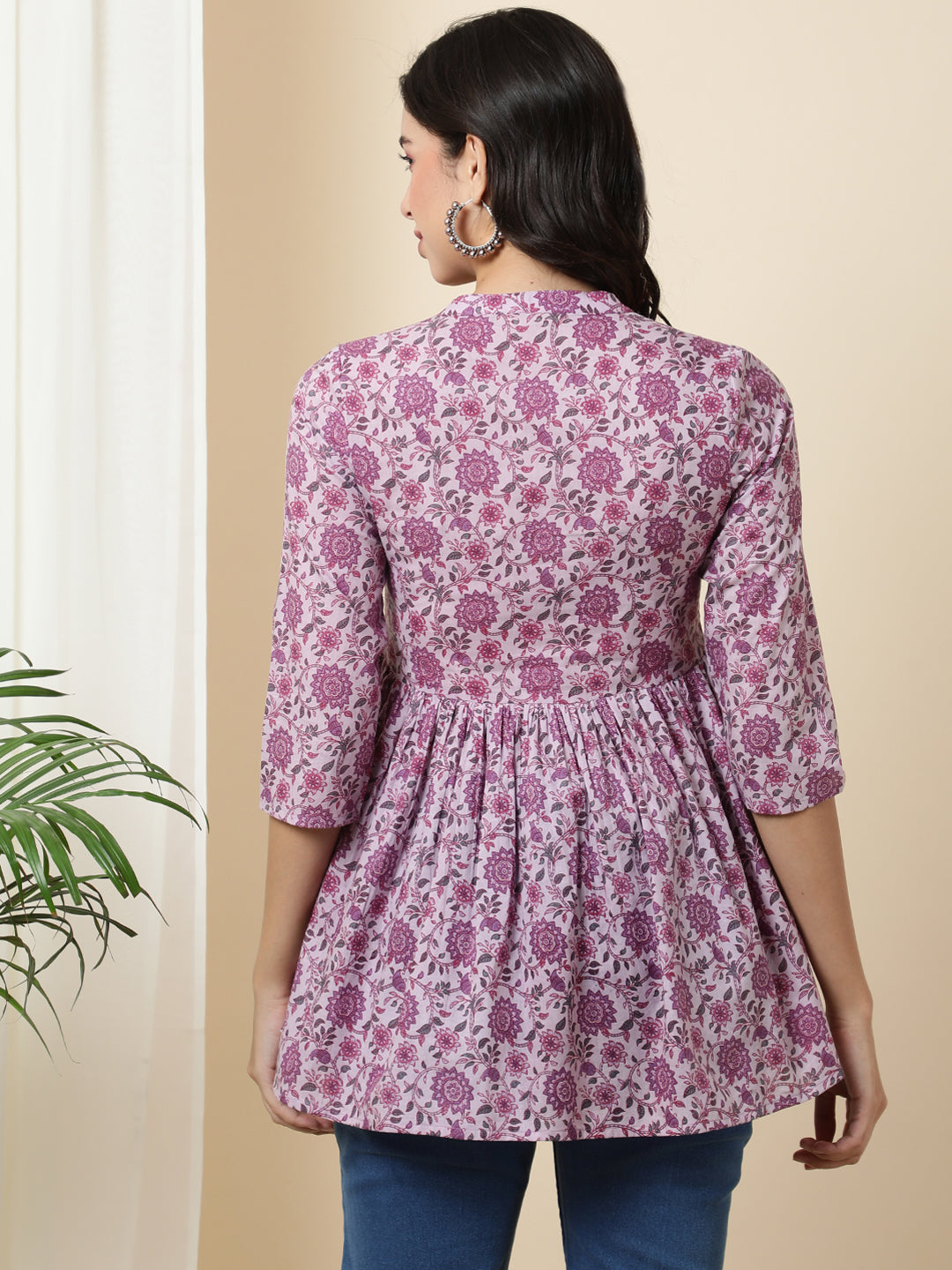 Cotton  Short Length Length Printed  3/4 Sleeve Coller  Top