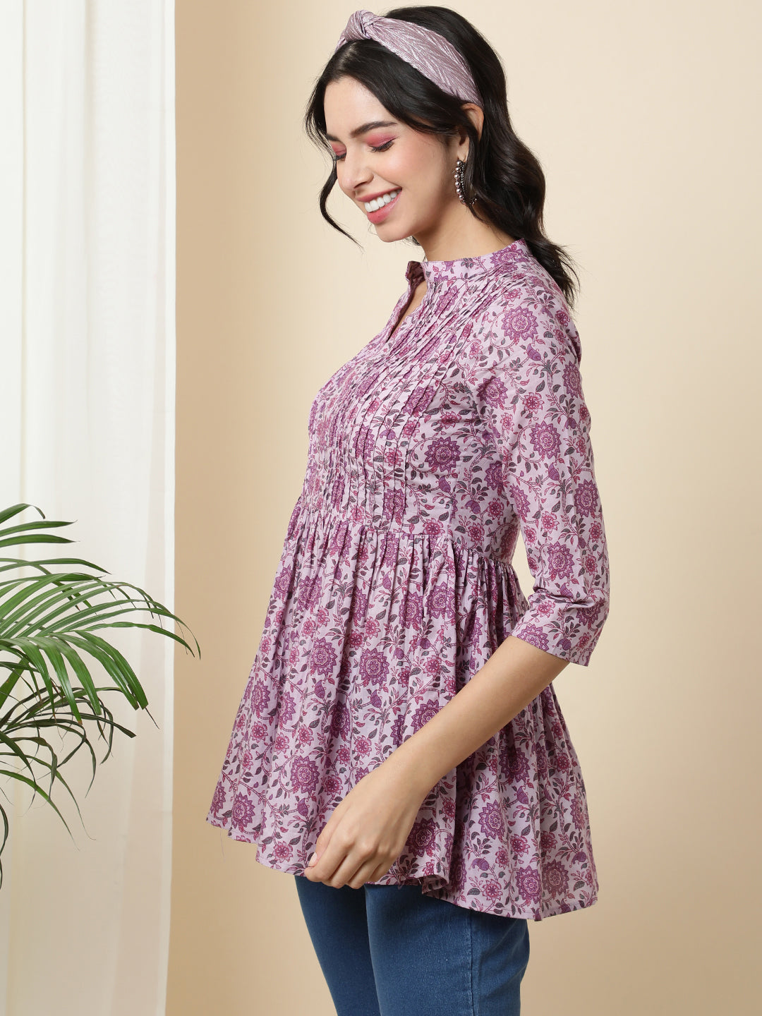 Cotton  Short Length Length Printed  3/4 Sleeve Coller  Top