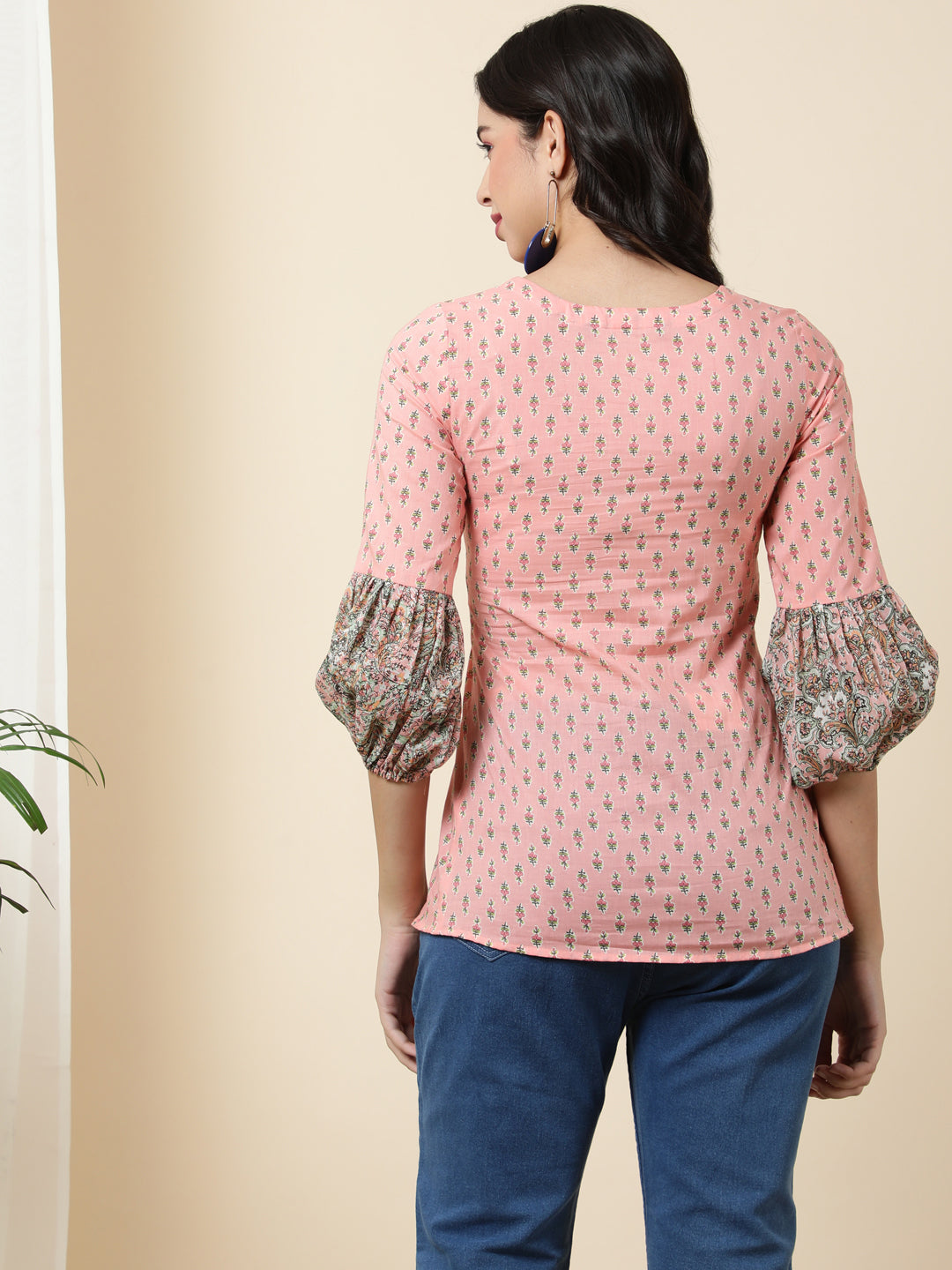 Cotton  Short Length Length Printed  3/4 Sleeve Square  Top