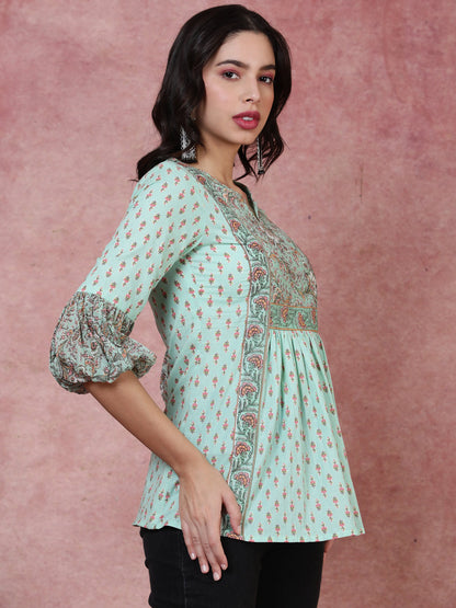 Cotton  Short Length Length Printed  3/4 Sleeve Square  Top