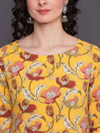 Printed Straight Calf Length 3/4 Sleeves Round Neck Cotton Kurta