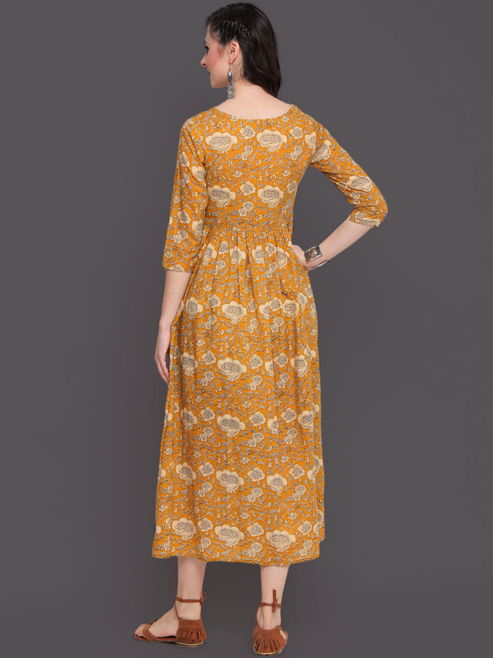 Printed Flared Calf Length 3/4 Sleeves Round Neck Cotton Kurta Dress