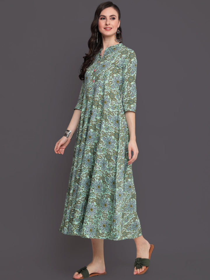 Printed Flared Calf Length 3/4 Sleeves Collor Neck Cotton Kurta