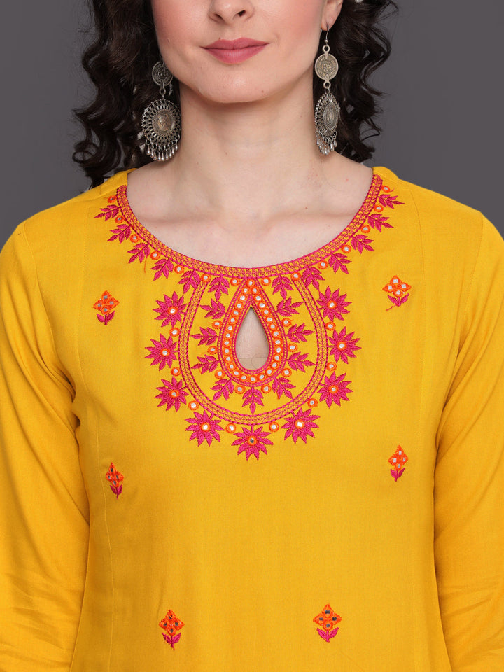 Embroidered Straight Calf Length 3/4 Sleeves Keywhole Neck Rayon Kurti