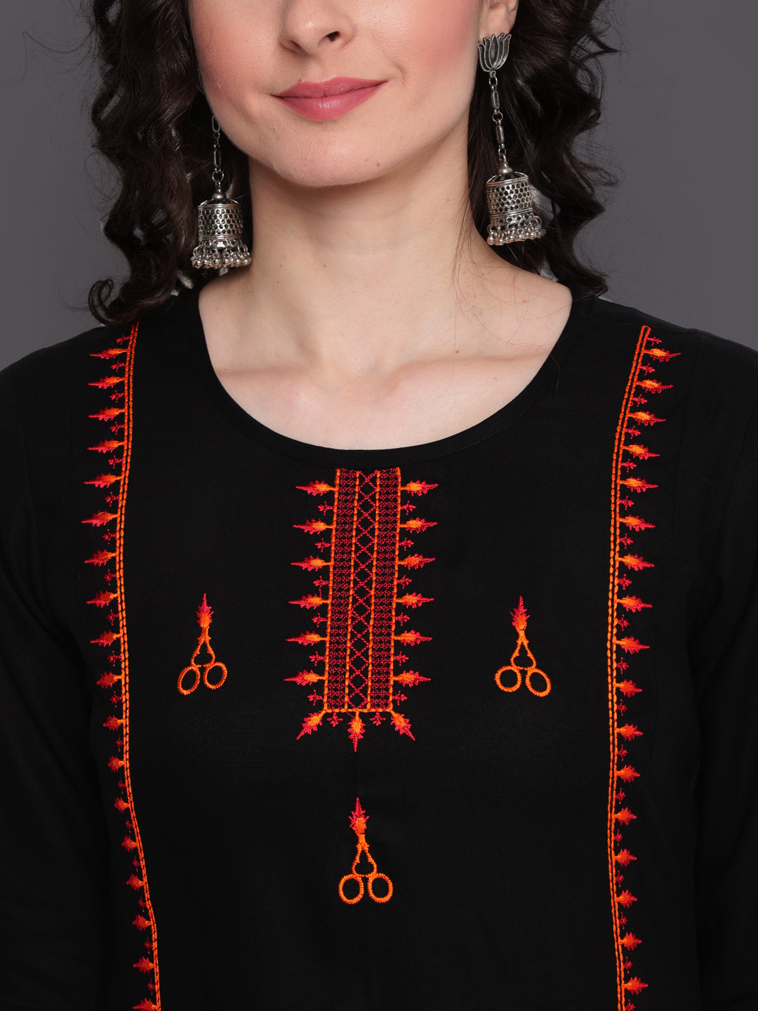 Embroidered Straight Calf Length 3/4 Sleeves Round Neck Rayon Kurta