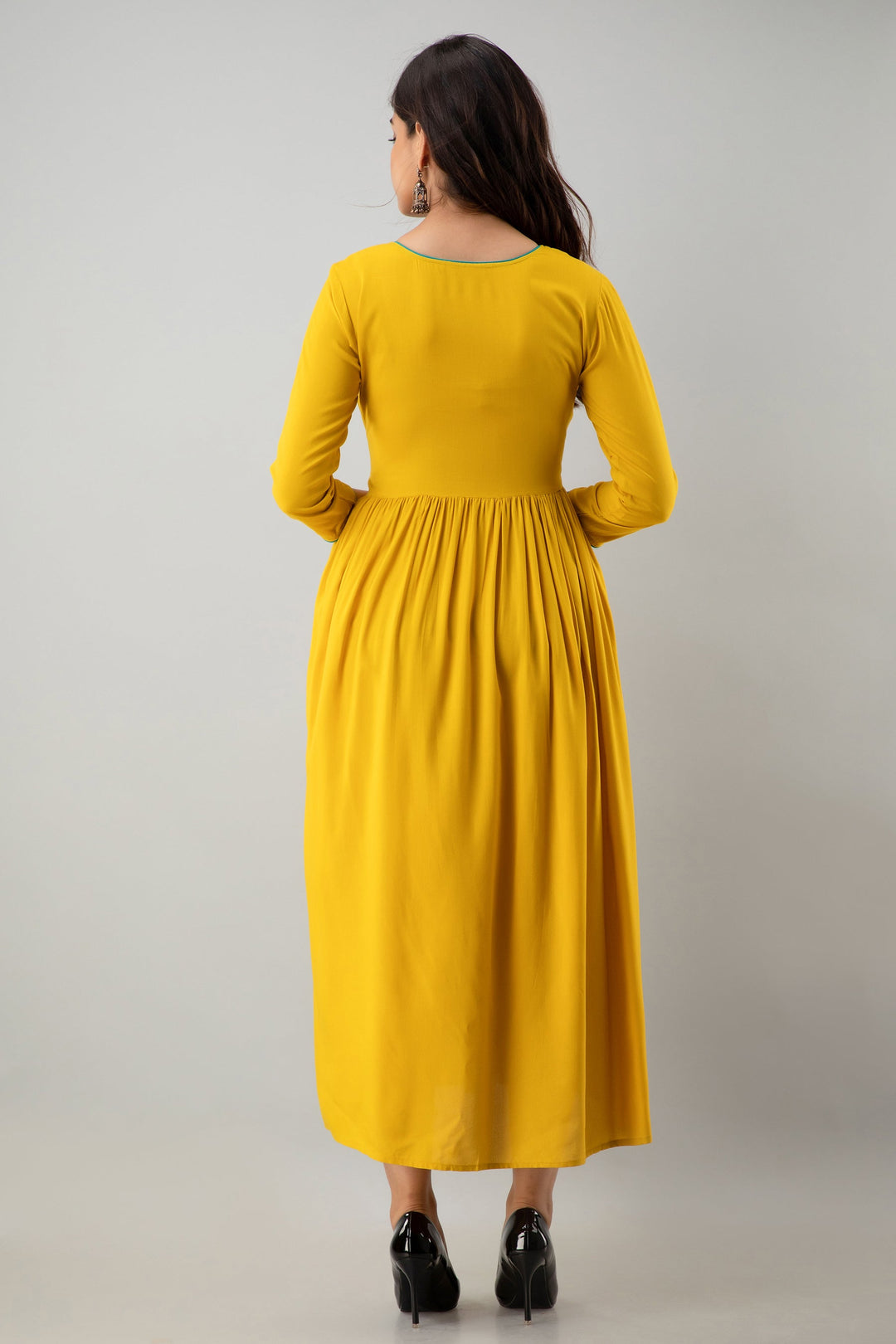 Embroidered Flared Calf Length 3/4 Sleeves Round Neck Rayon Kurta Dress