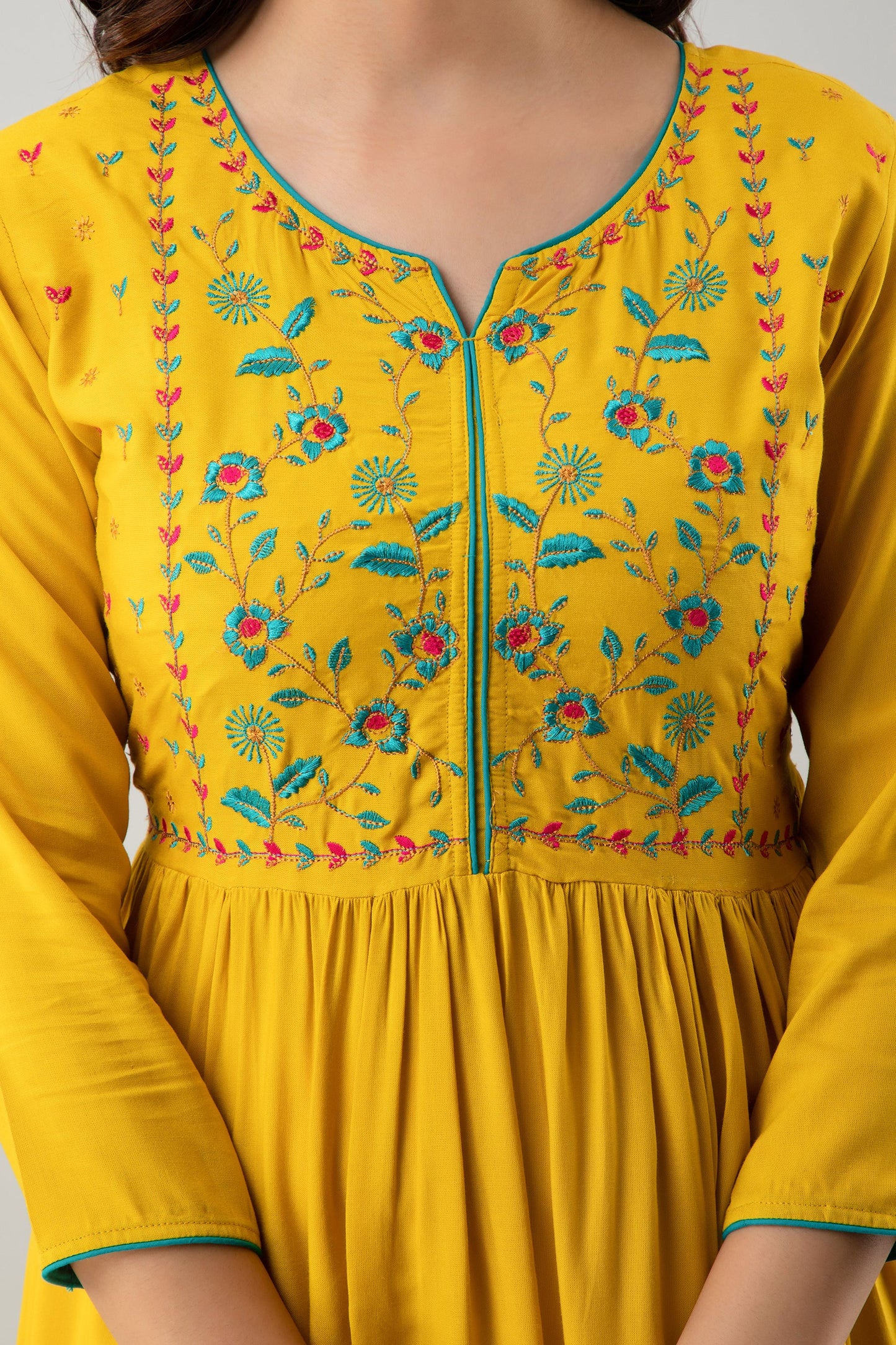 Embroidered Flared Calf Length 3/4 Sleeves Round Neck Rayon Kurta Dress