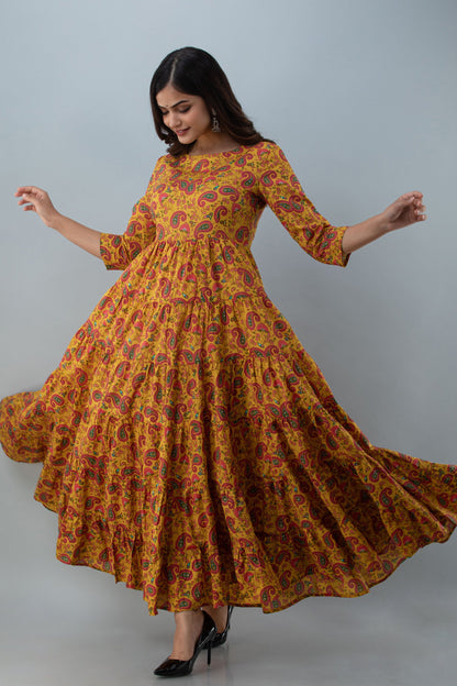 Printed Flared Ankle 3/4 Sleeves Round Neck Cotton Kurta